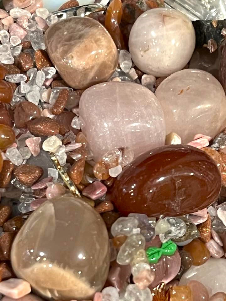Love Crystal Confetti Scoops