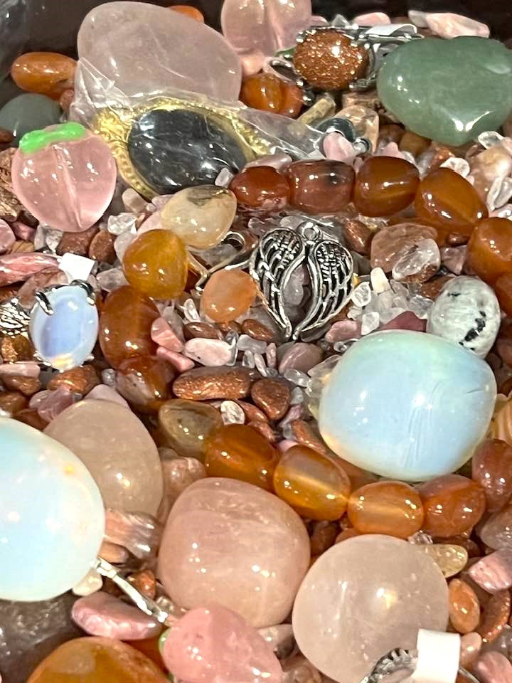 Love Crystal Confetti Scoops