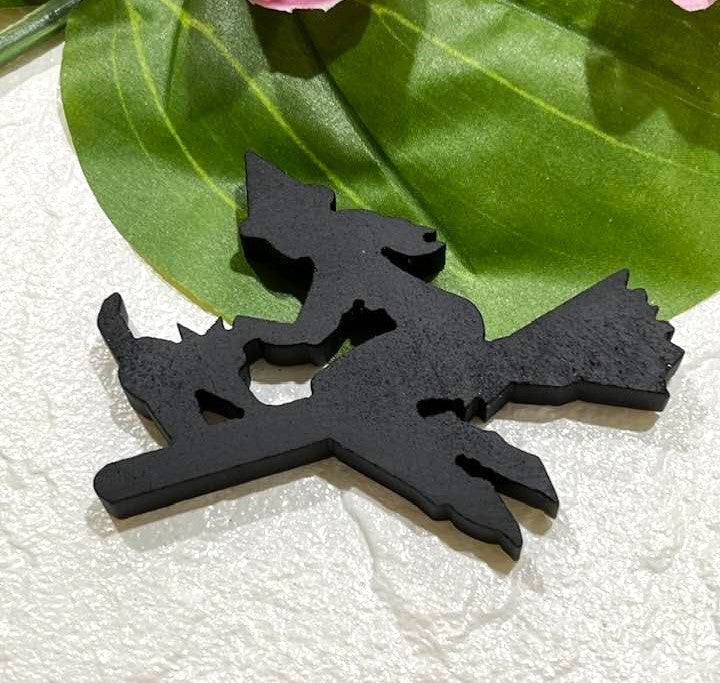 Black Obsidian Flying Witch