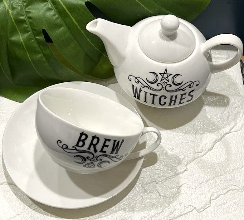 Tea Cup & Pot Set