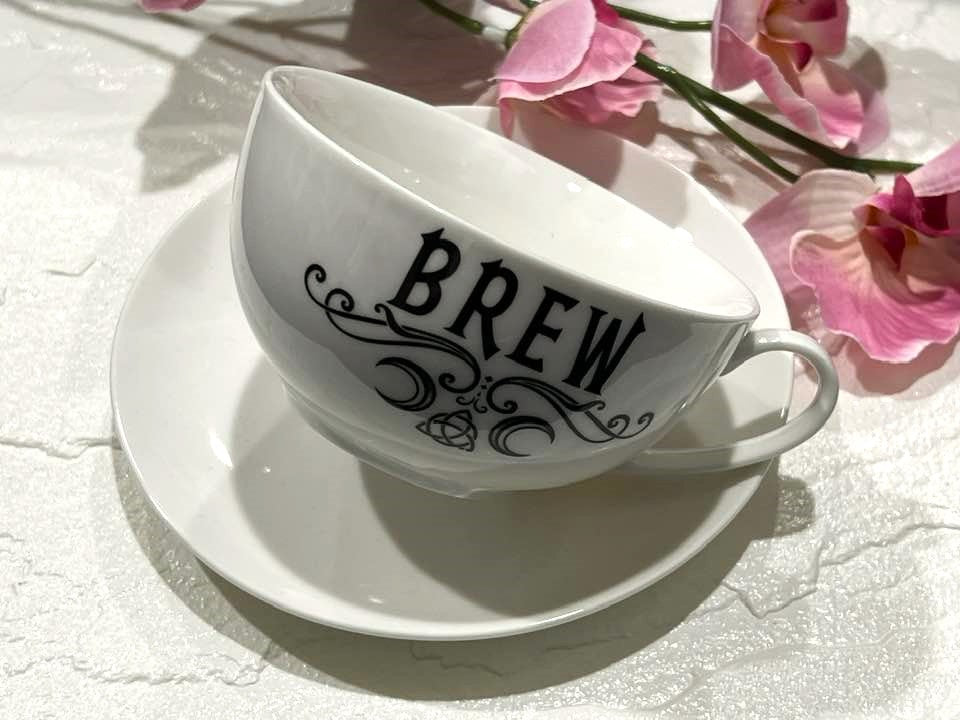Tea Cup & Pot Set