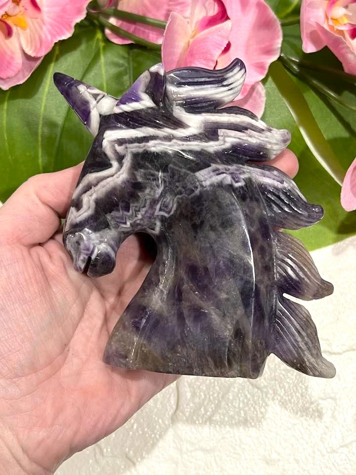 Unicorn Extra Large in Chevron Amethyst, Rose Quartz or Yellow Fluorite 4.5"