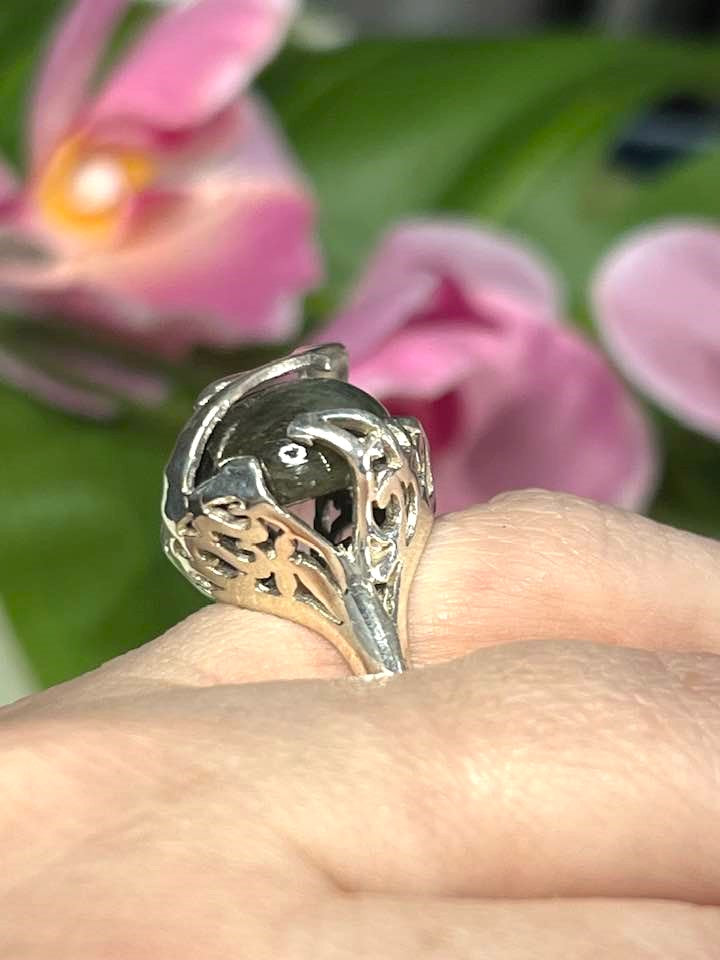 Artisan Turkish .925 Silver Ring with a Rainbow Flash Labradorite Size 8.5