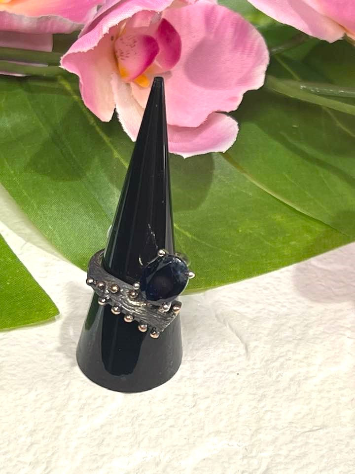 Artisan Turkish .925 Silver Asymmetrical Ring with Deep Blue Kyanite Size 9.5