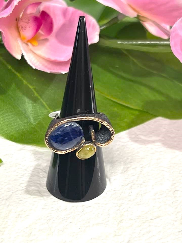 Artisan Turkish .925 Silver Ring with Blue Kyanite and Yellow Tourmaline Size 9