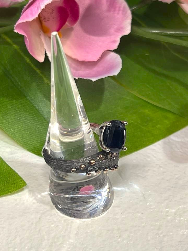 Artisan Turkish .925 Silver Asymmetrical Ring with Deep Blue Kyanite Size 9.5