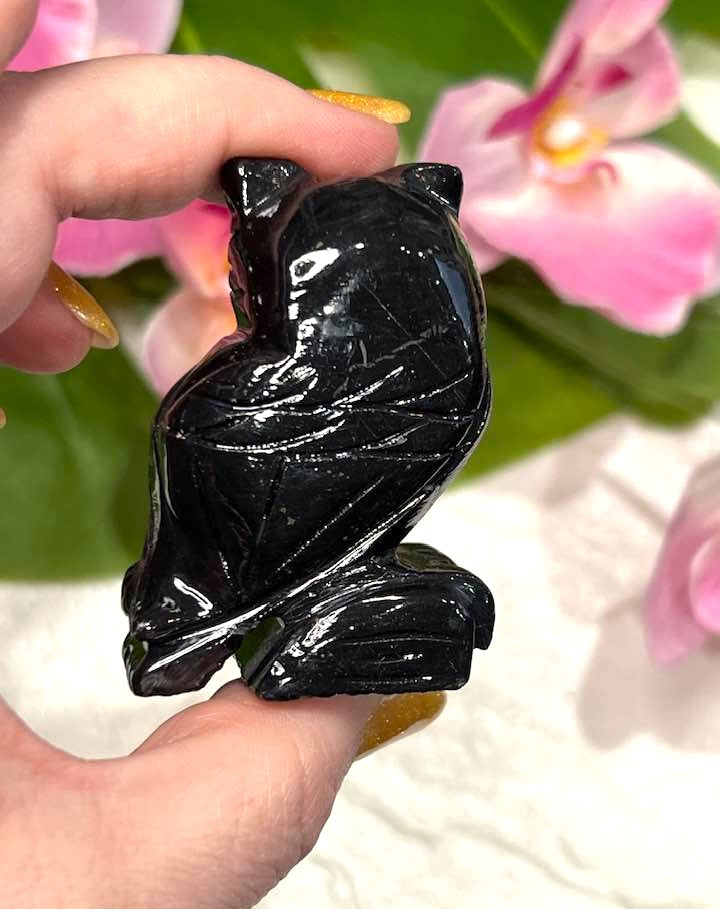 Black Onyx Owl Carving