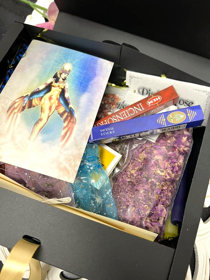 Isis Devotional Box with 17 items