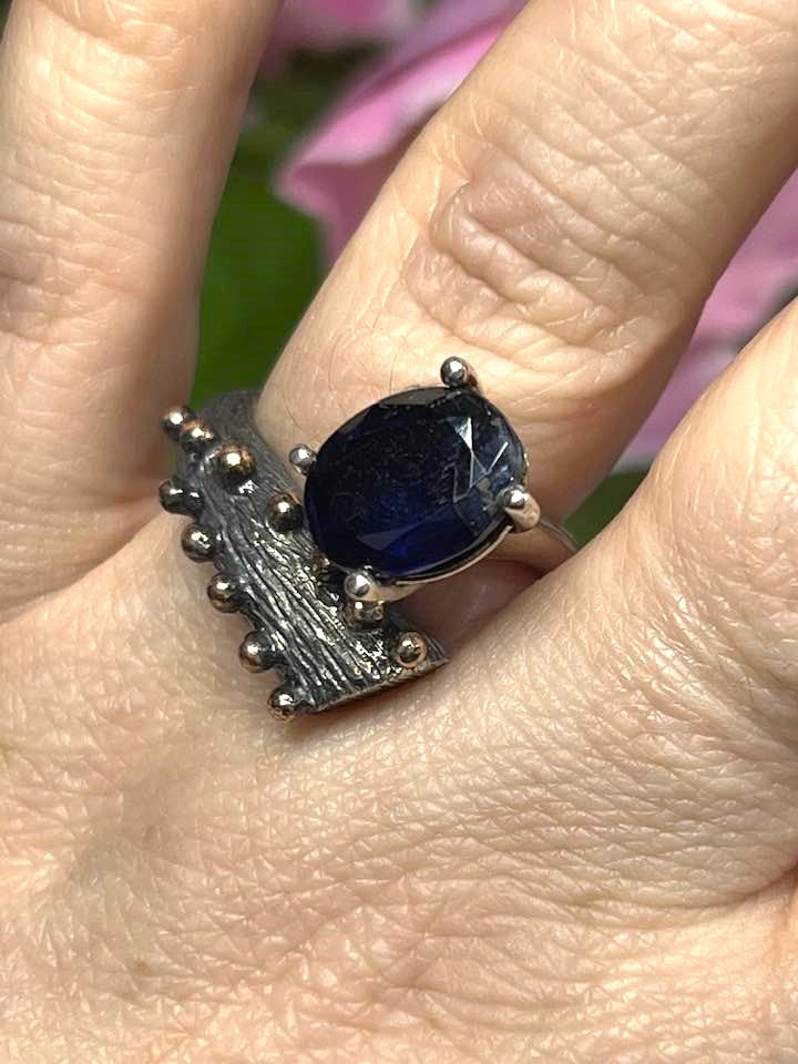 Artisan Turkish .925 Silver Asymmetrical Ring with Deep Blue Kyanite Size 9.5