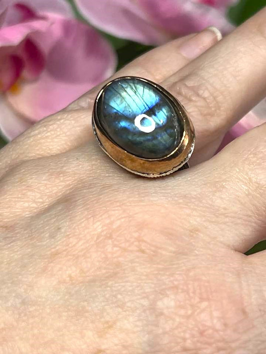 Artisan Turkish Silver Ring with a Butterly Wing Flash Labradorite